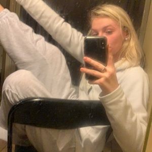 Meet your Posher, Sarah-jane